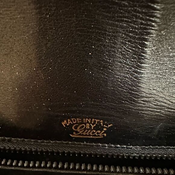 Gucci vintage gg gold logo shoulder and hand bag, strap is convertible - Picture 13 of 16